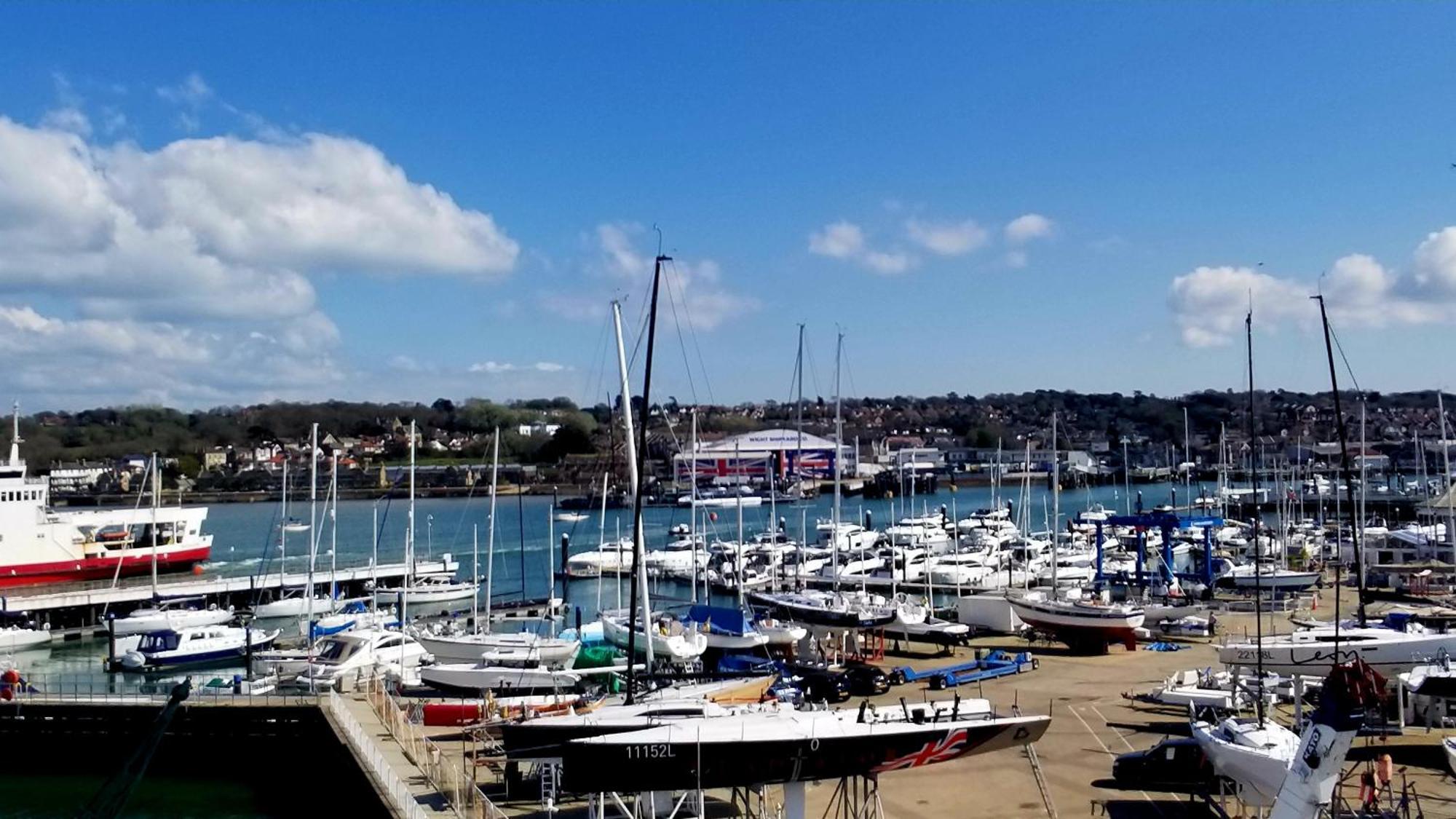 Pinnacle Suites Hotel Cowes  Exterior foto